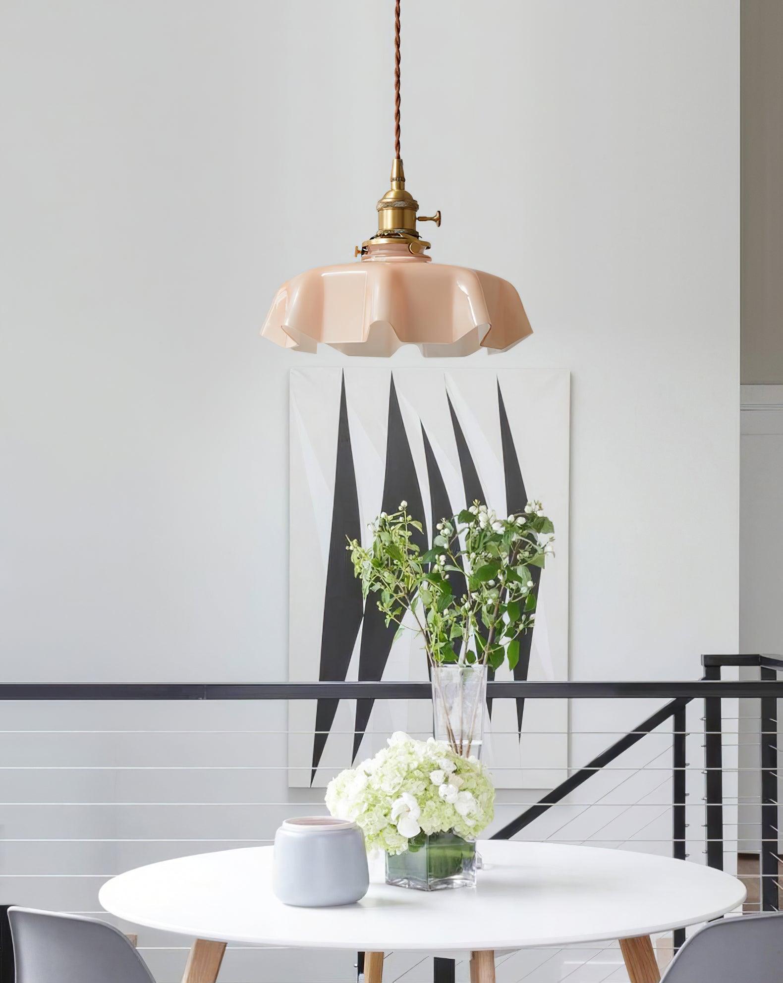 Geplooide Glazen Hanglamp met Messing Armatuur — Vintage Franse Stijl in Wit, Beige, Roze of Blauw — Verstelbare Kabel 150 cm | Sansoti