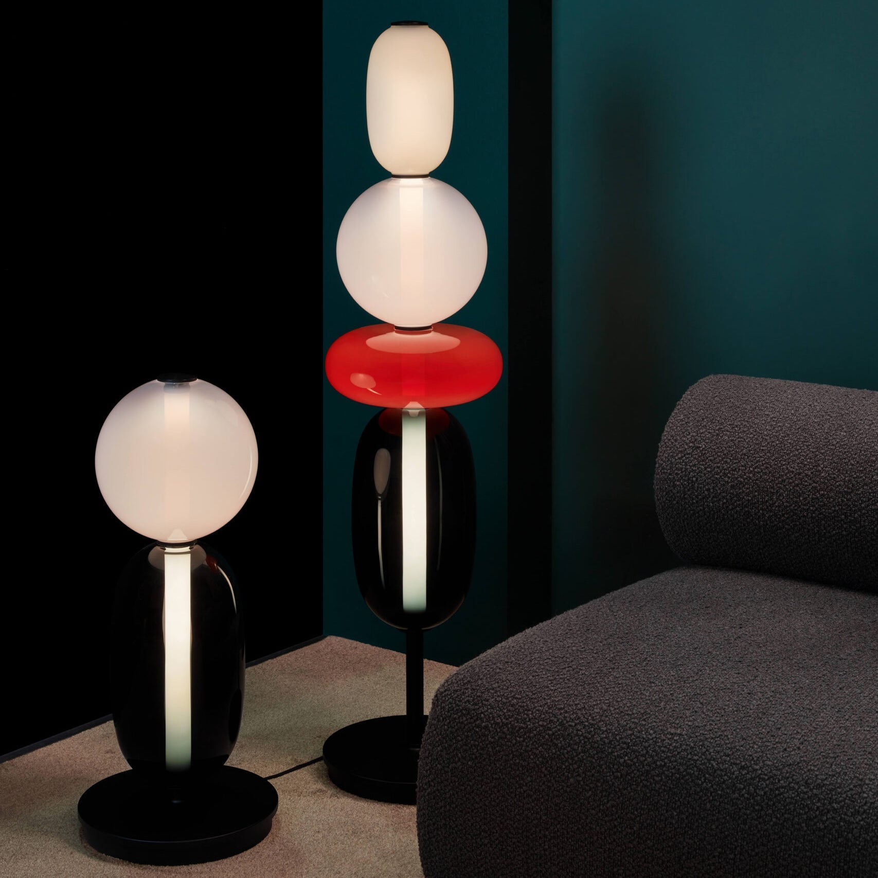 Glazen Vloerlamp met Handgeblazen Kap Zwarte Standaard Modern Design Woonkamer Verlichting | Sansoti
