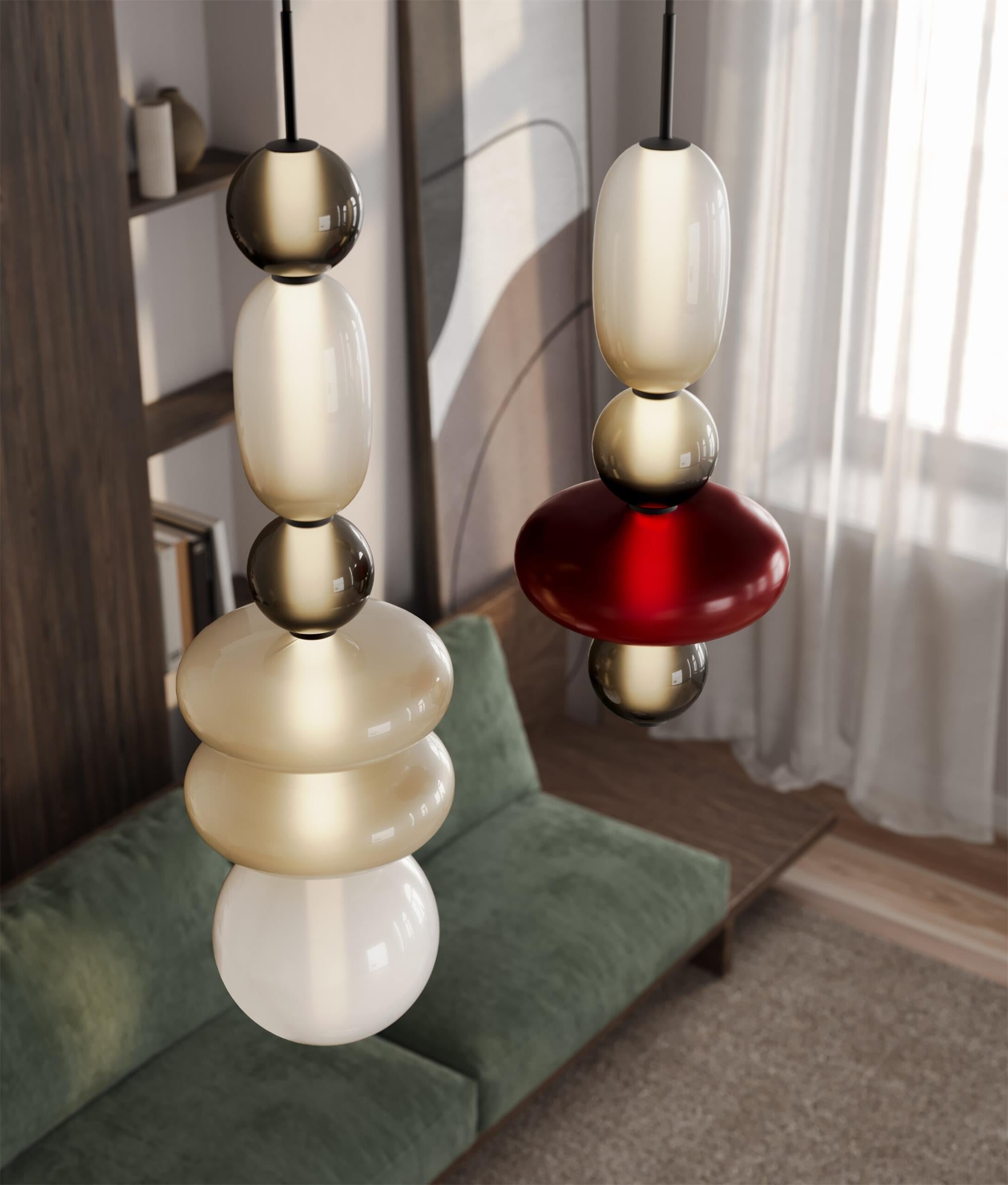 Glazen Hanglamp met Handgeblazen Kappen – Moderne Verlichting met Ambachtelijk Glaswerk | Sansoti