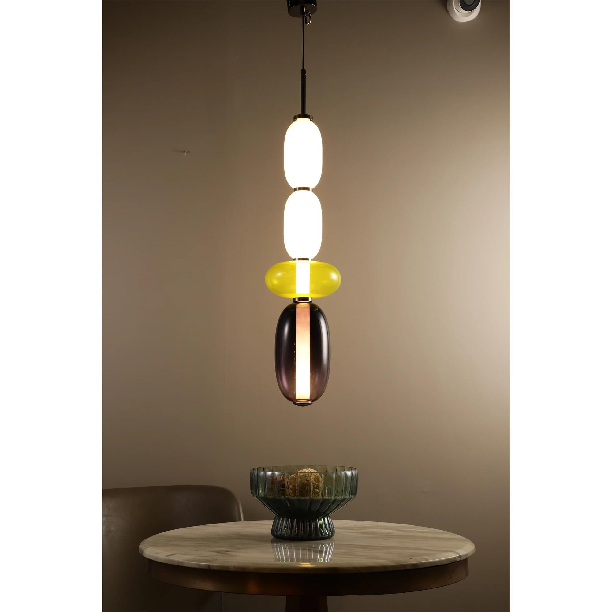 Glazen Hanglamp met Handgeblazen Kappen – Moderne Verlichting met Ambachtelijk Glaswerk | Sansoti