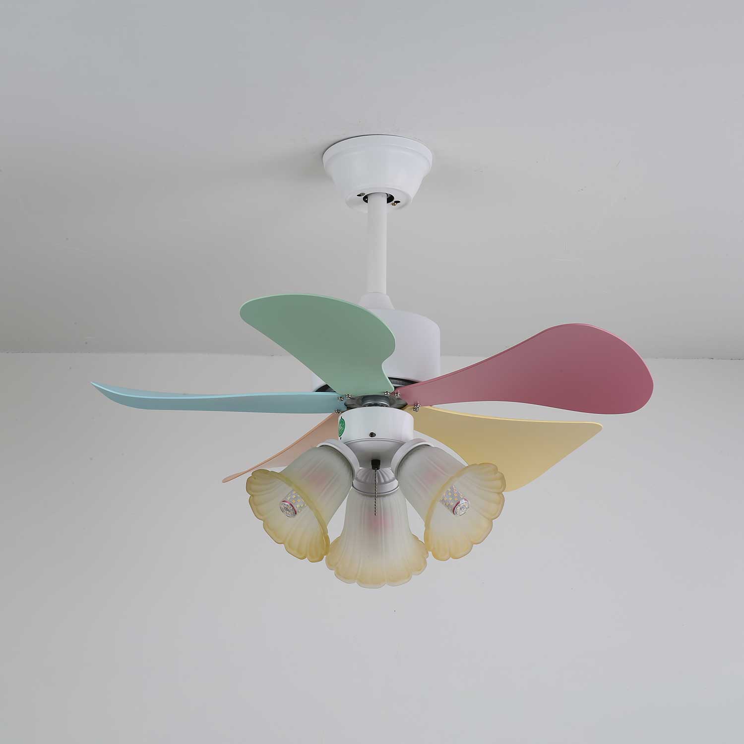Plafondventilator met gekleurd glaslicht – Ø76cm dimbaar – 6 snelheden incl. afstandsbediening – stille motor – modern design voor woonkamer slaapkamer | Sansoti