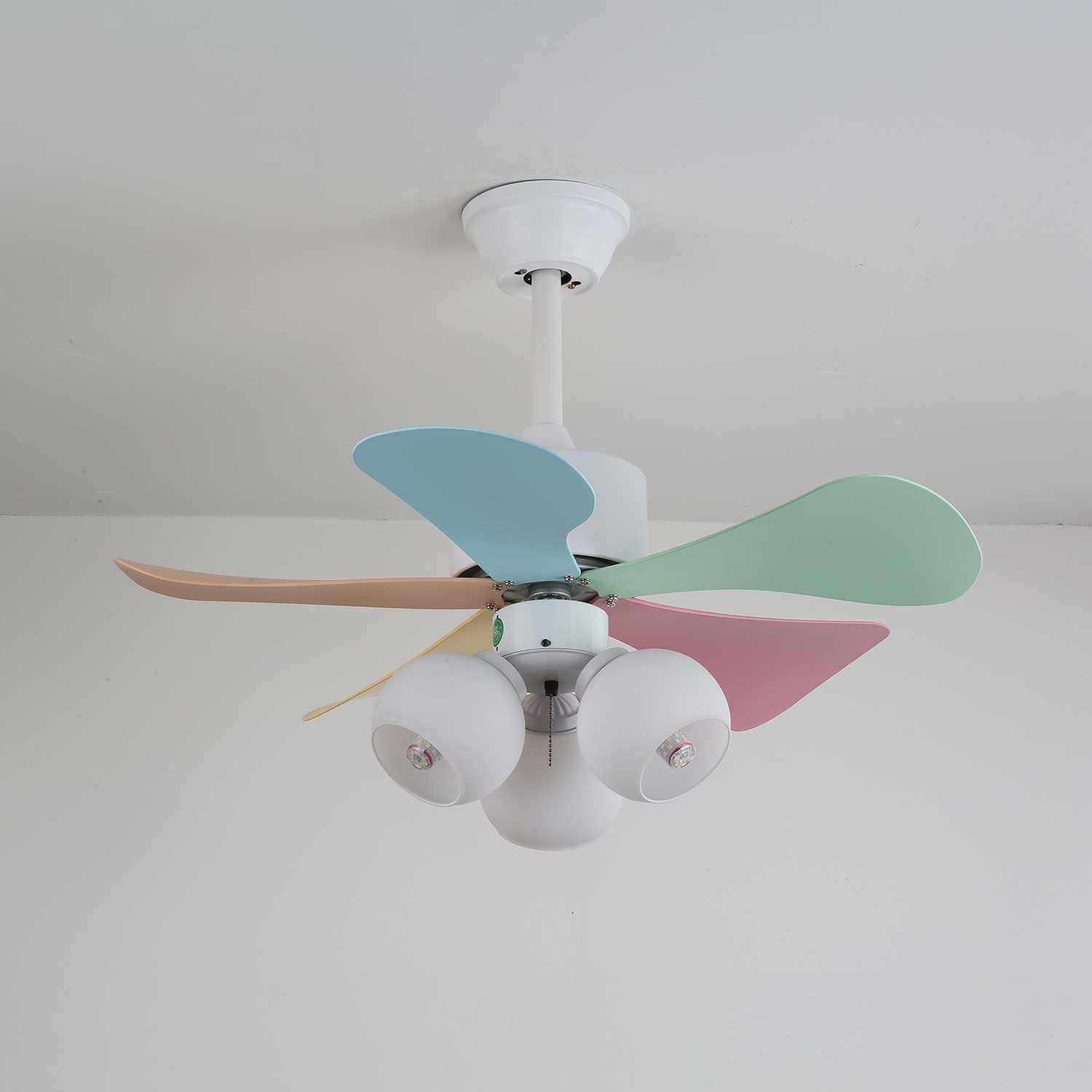 Plafondventilator met gekleurd glaslicht – Ø76cm dimbaar – 6 snelheden incl. afstandsbediening – stille motor – modern design voor woonkamer slaapkamer | Sansoti