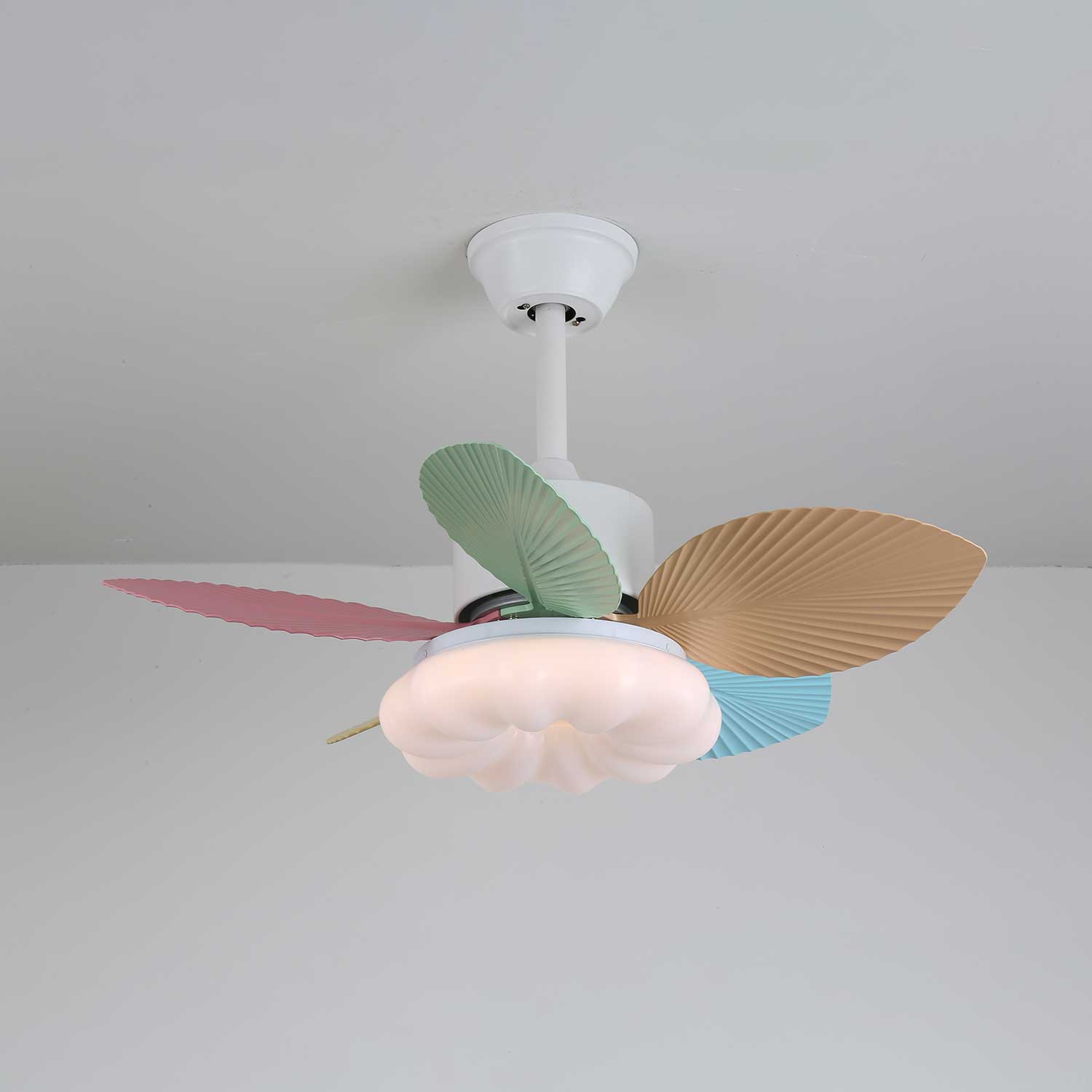 Plafondventilator met gekleurd glaslicht – Ø76cm dimbaar – 6 snelheden incl. afstandsbediening – stille motor – modern design voor woonkamer slaapkamer | Sansoti