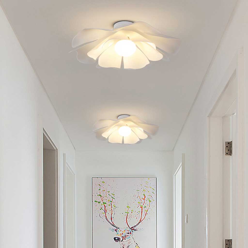 Blumenförmige Deckenleuchte, halbflächenbündig, Acryl, weiß, modernes LED-Licht, für Schlafzimmer und Wohnzimmer, skandinavisches Design | Sansoti