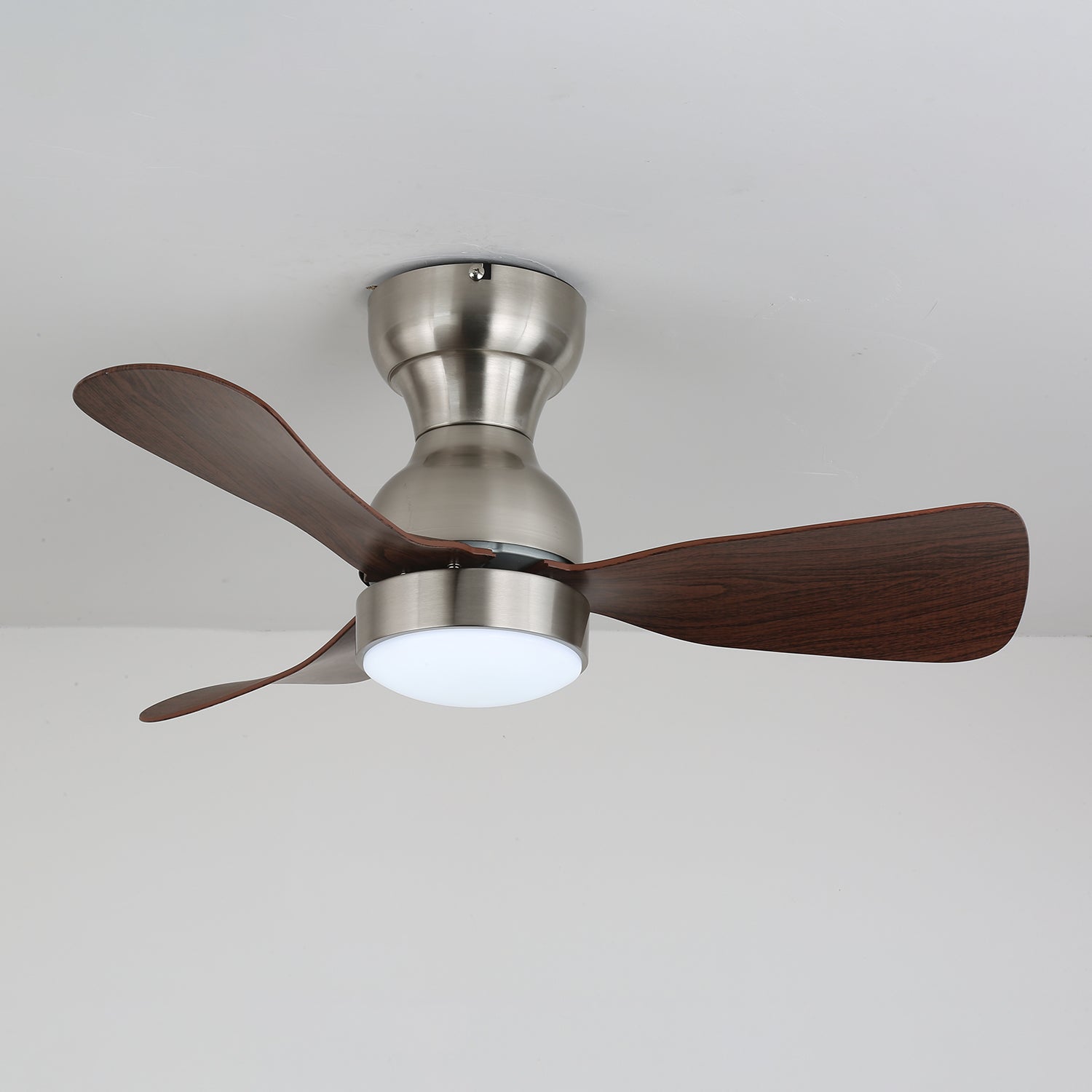 Moderne Plafondventilator met Verlichting Houtlook Diameter 70cm Stil Design met Afstandsbediening 6 Snelheden | Sansoti