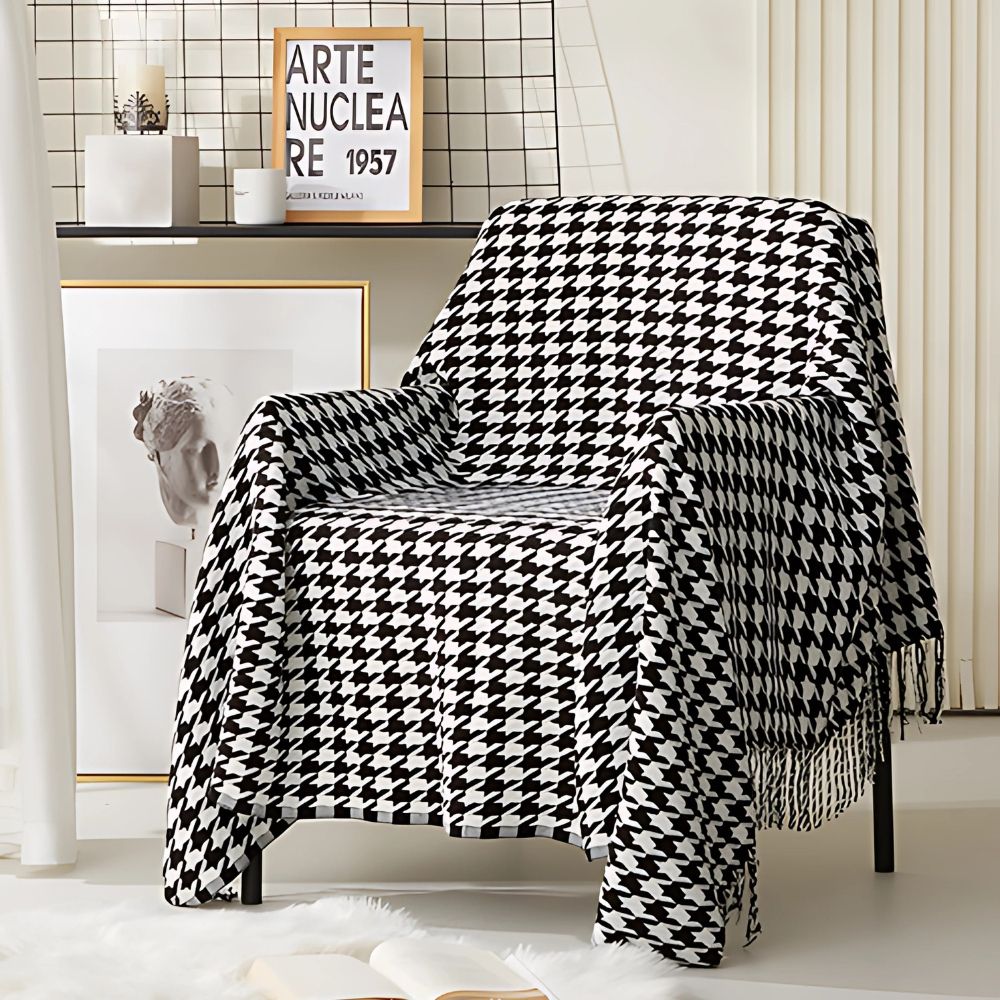 Checked Houndstooth Black-White Tassel Decorative Acrylic-Wool Sofa Throw 130x180 Soft Warm Interior | Sansoti