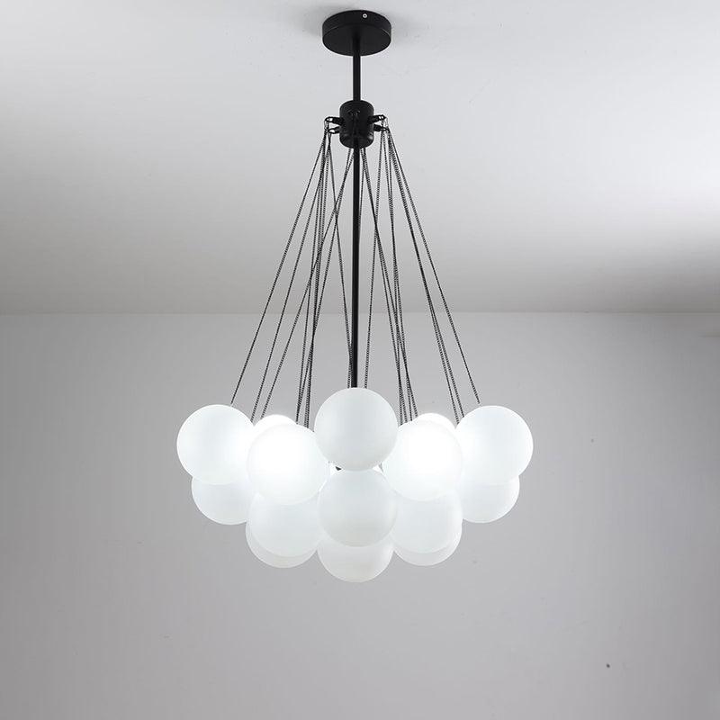 Handbewerkte Glazen Bollenkandelaar met Natuurlijke Lichtverstrooiing – Elegante 19th-Century Glastechniek voor Warme Sfeer | Sansoti