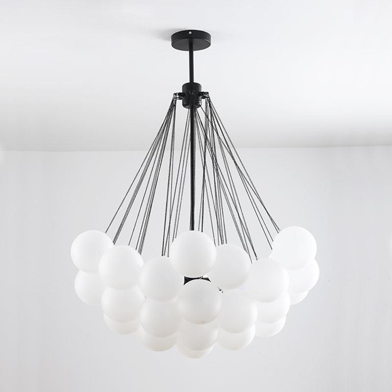 Handbewerkte Glazen Bollenkandelaar met Natuurlijke Lichtverstrooiing – Elegante 19th-Century Glastechniek voor Warme Sfeer | Sansoti