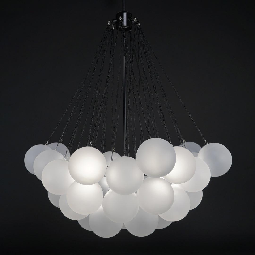 Handbewerkte Glazen Bollenkandelaar met Natuurlijke Lichtverstrooiing – Elegante 19th-Century Glastechniek voor Warme Sfeer | Sansoti