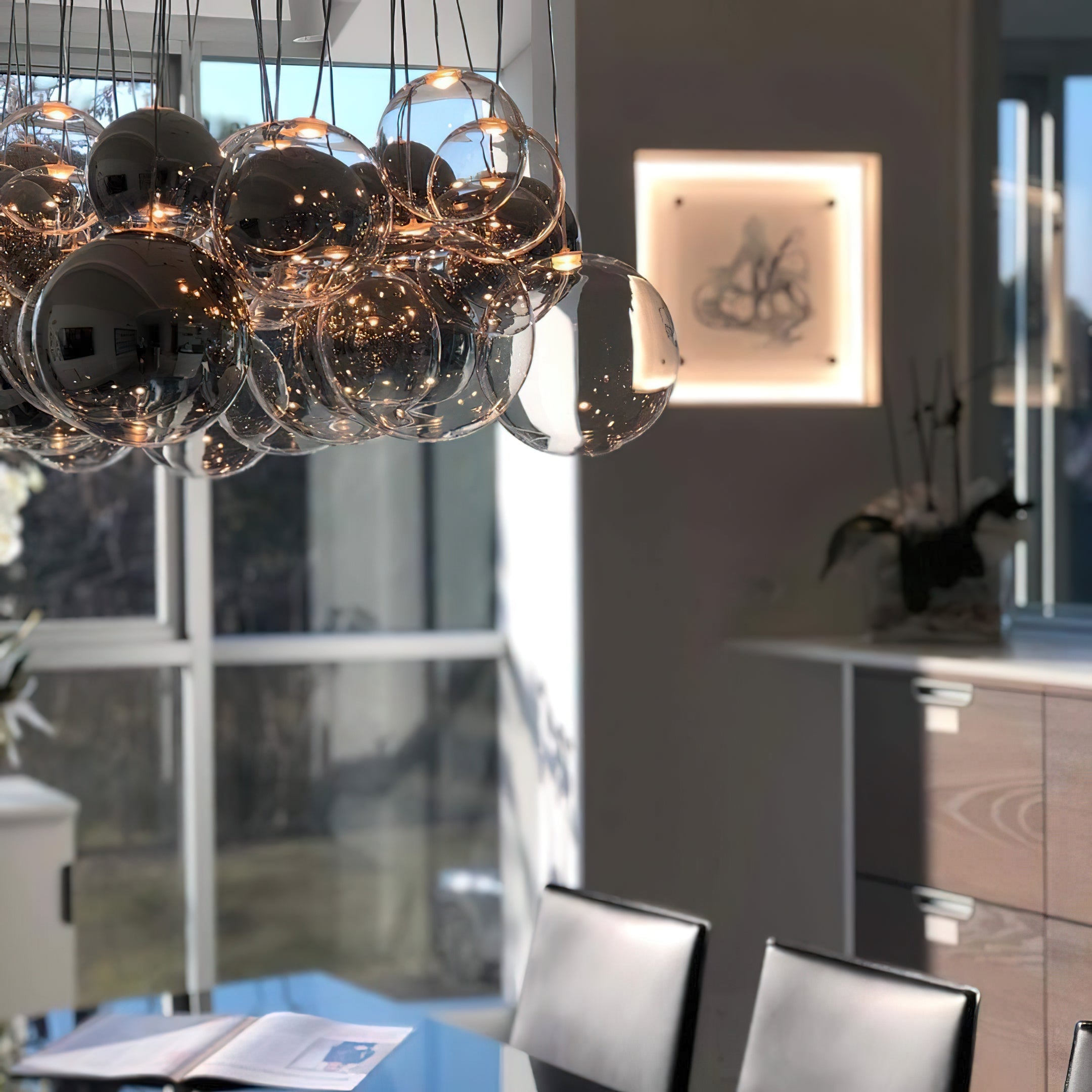 Glazen Hanglamp met Metalen Cluster Bellenbollen Moderne Verlichting | Sansoti