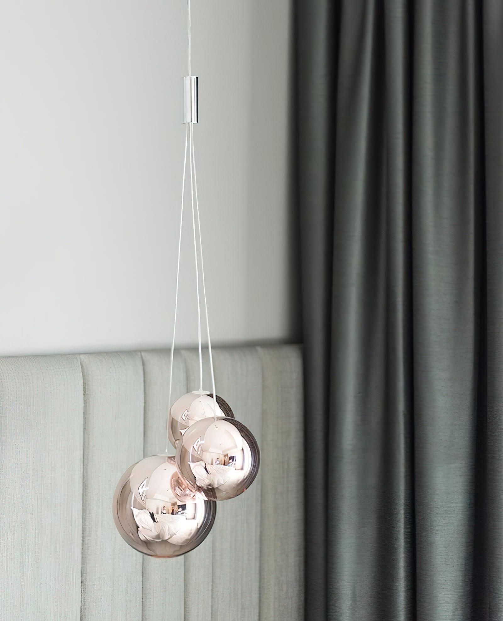 Glazen Hanglamp met Metalen Cluster Bellenbollen Moderne Verlichting | Sansoti
