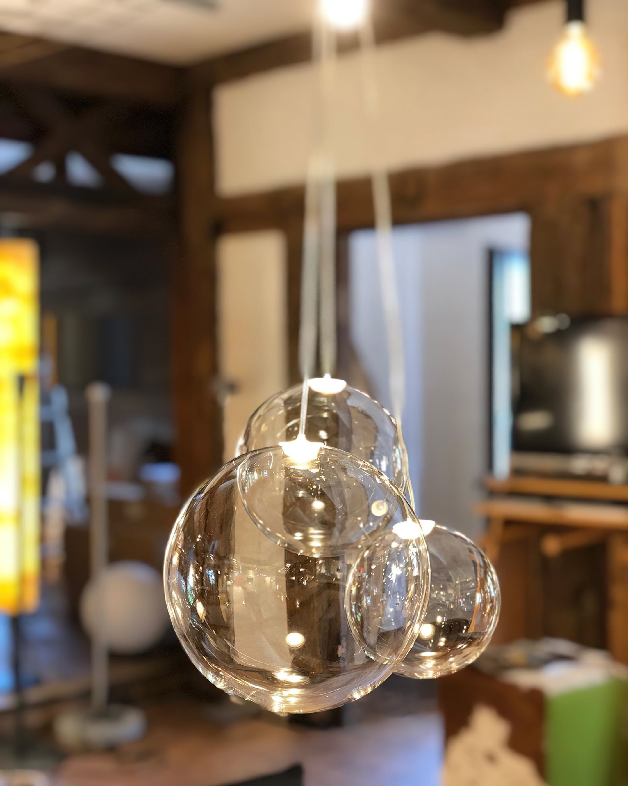 Glazen Hanglamp met Metalen Cluster Bellenbollen Moderne Verlichting | Sansoti