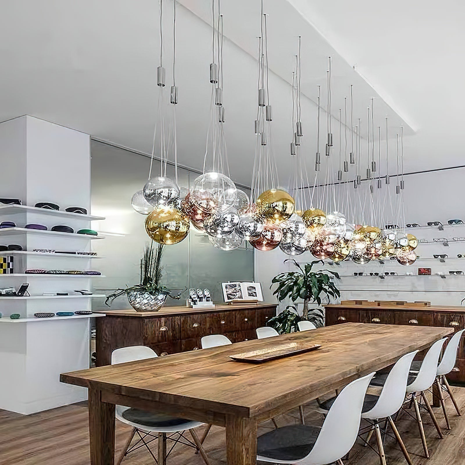 Glazen Hanglamp met Metalen Cluster Bellenbollen Moderne Verlichting | Sansoti
