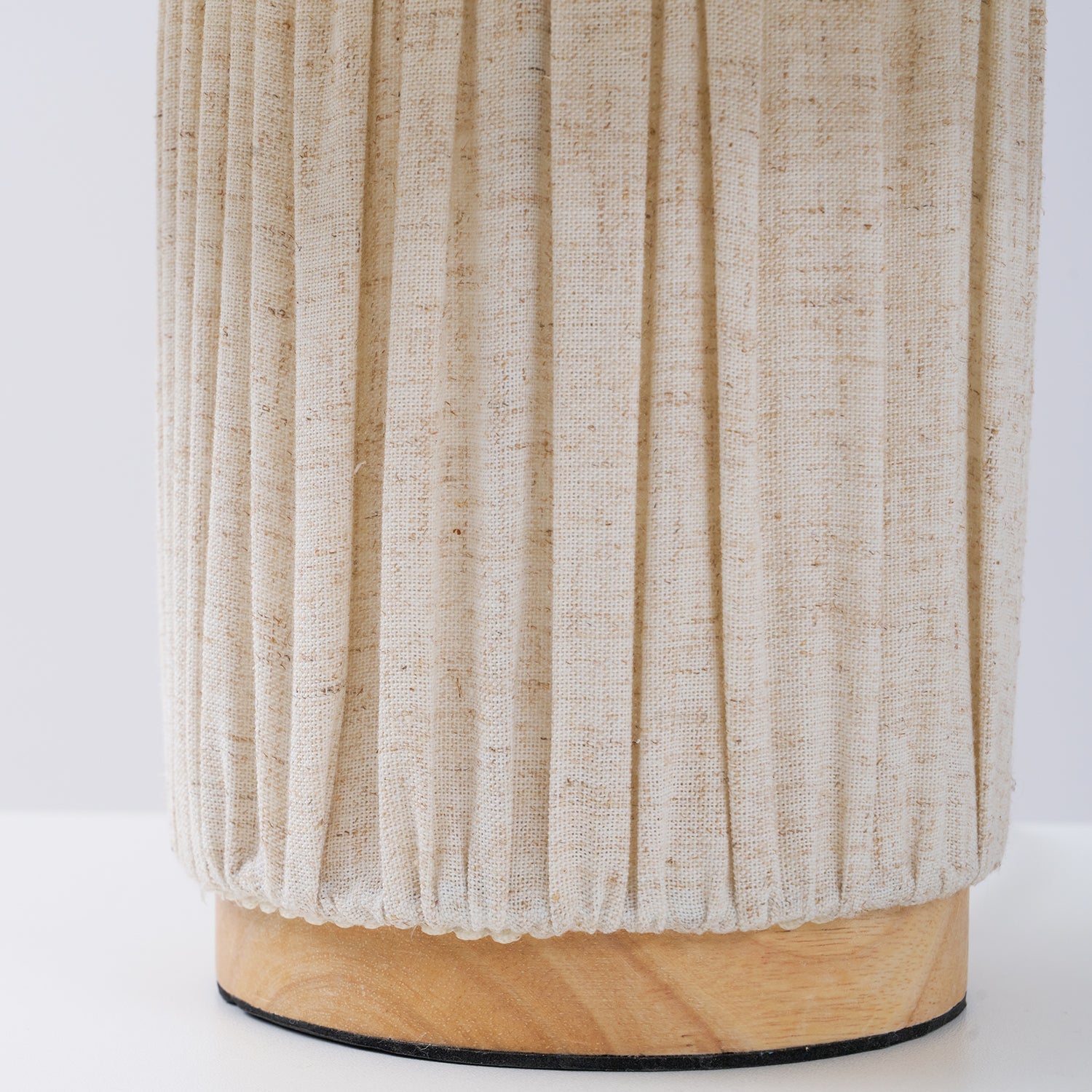 Retro Tafellamp met Geplooide Stoffen Kap – Warm Zacht Licht – Scandinavisch Minimalistisch Design voor Slaapkamer Woonkamer | Sansoti