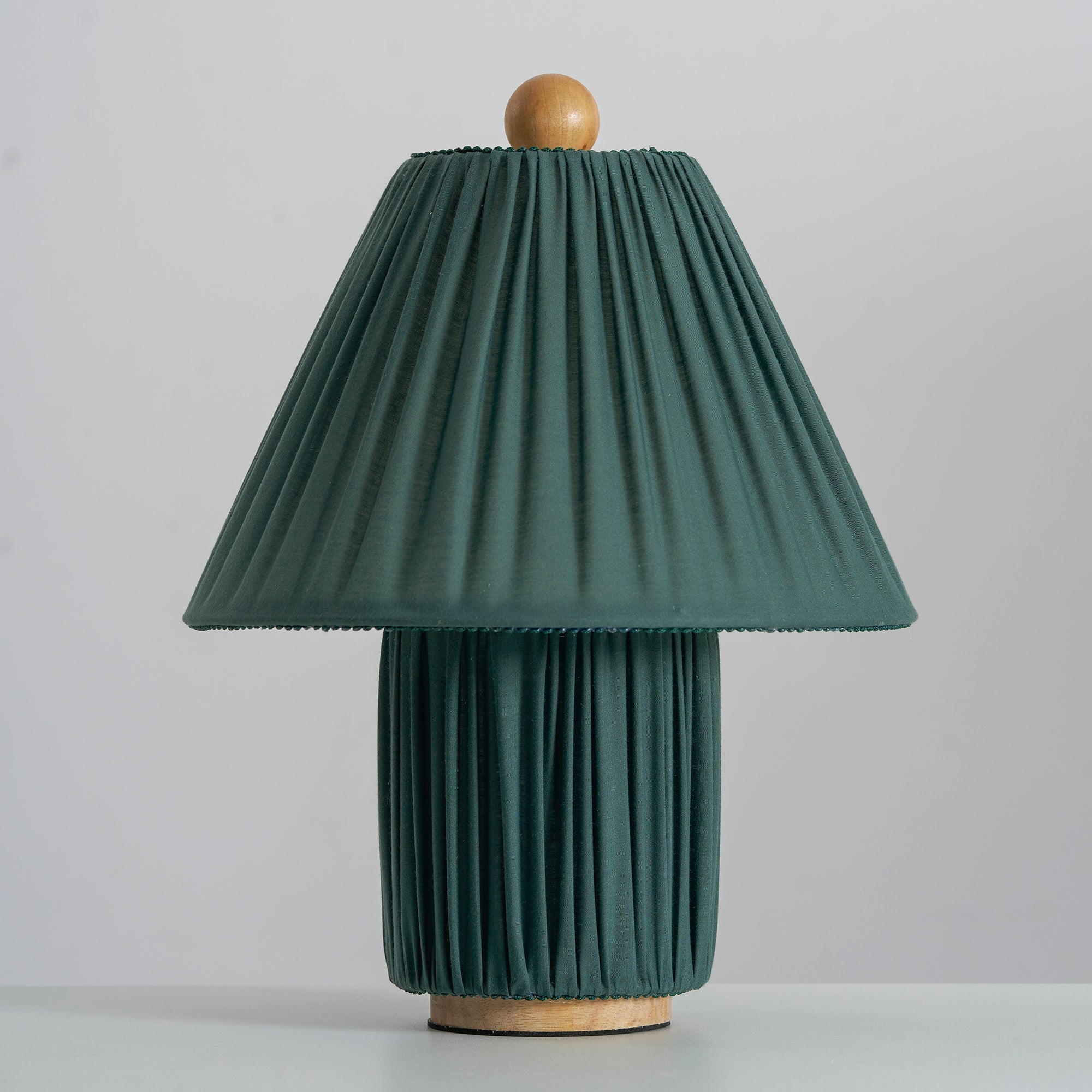 Retro Tafellamp met Geplooide Stoffen Kap – Warm Zacht Licht – Scandinavisch Minimalistisch Design voor Slaapkamer Woonkamer | Sansoti