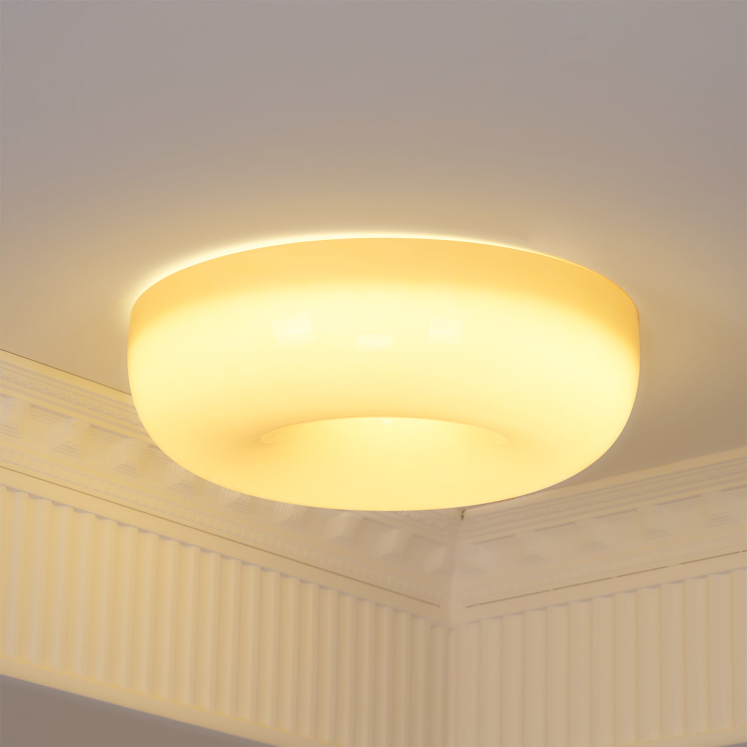Plafondlamp Melkglas 32–46 cm | Glazen Bol met Zilveren Accent | Dimbare Plafondverlichting Warm Wit | Sansoti