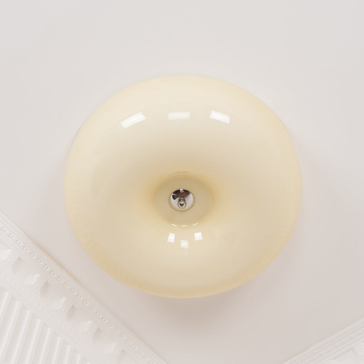 Plafonnier en verre avec éclairage LED intégré pour un intérieur moderne de salon, de chambre et d’entrée | Sansoti