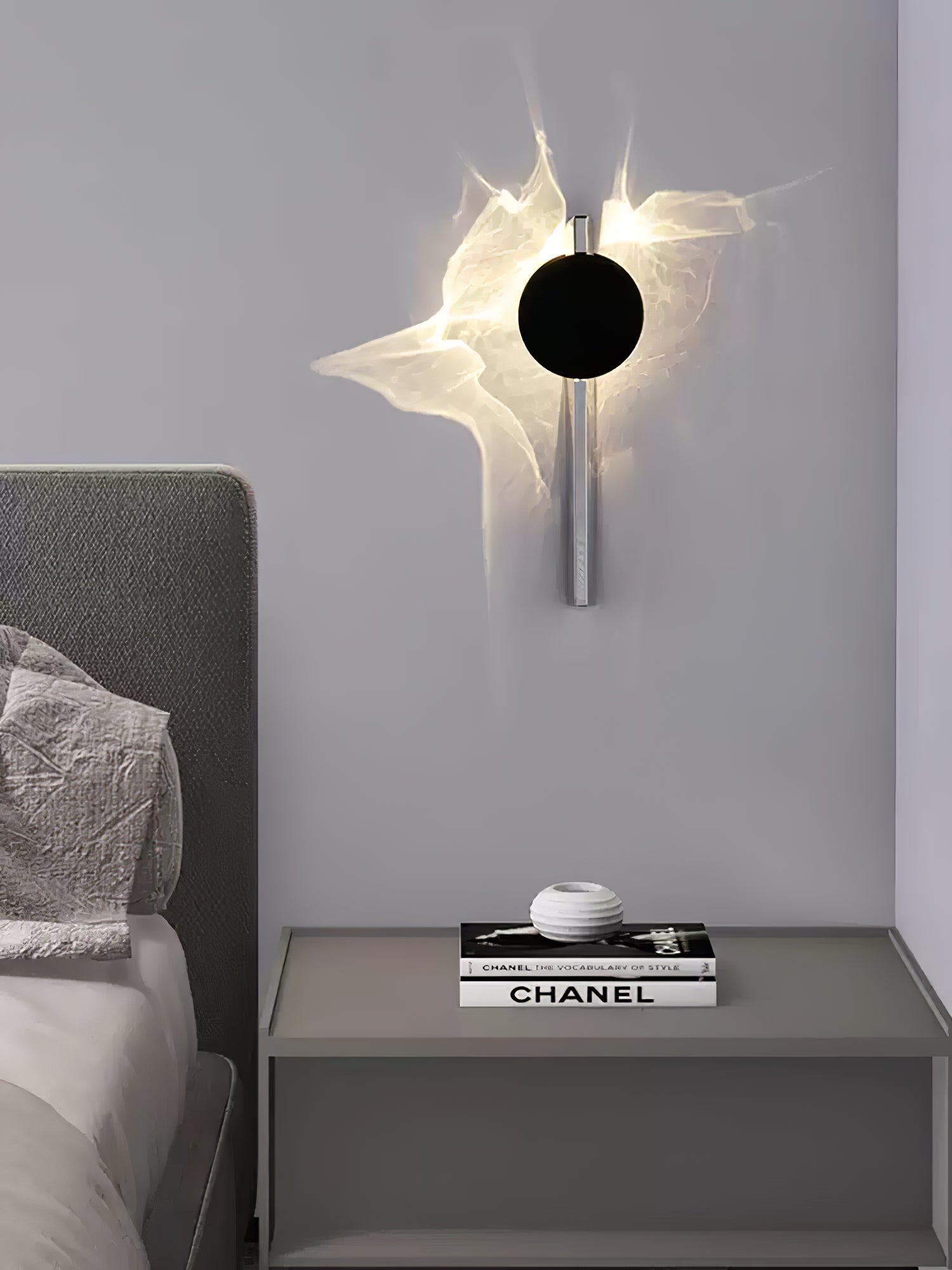 Kinetic Shadow Wandlamp Sculptuur met Verchroomde Schaduwprojectie | Sansoti