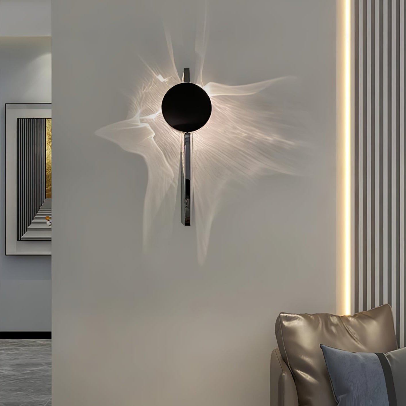 Kinetic Shadow Wandlamp Sculptuur met Verchroomde Schaduwprojectie | Sansoti