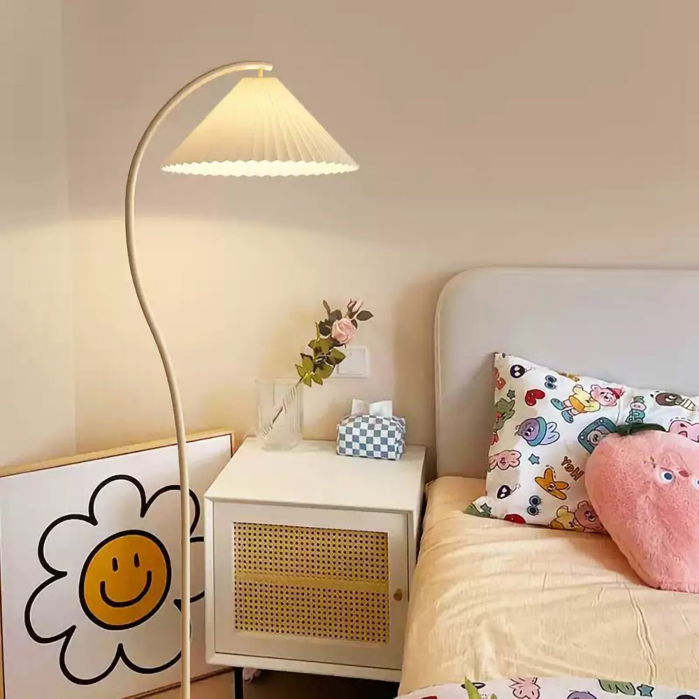 Geplooide Vloerlamp met Stoffen Kap – Modern Design Zwart Beige Groen Goud – 155cm Hoog E26/E27 – Dimbaar | Sansoti