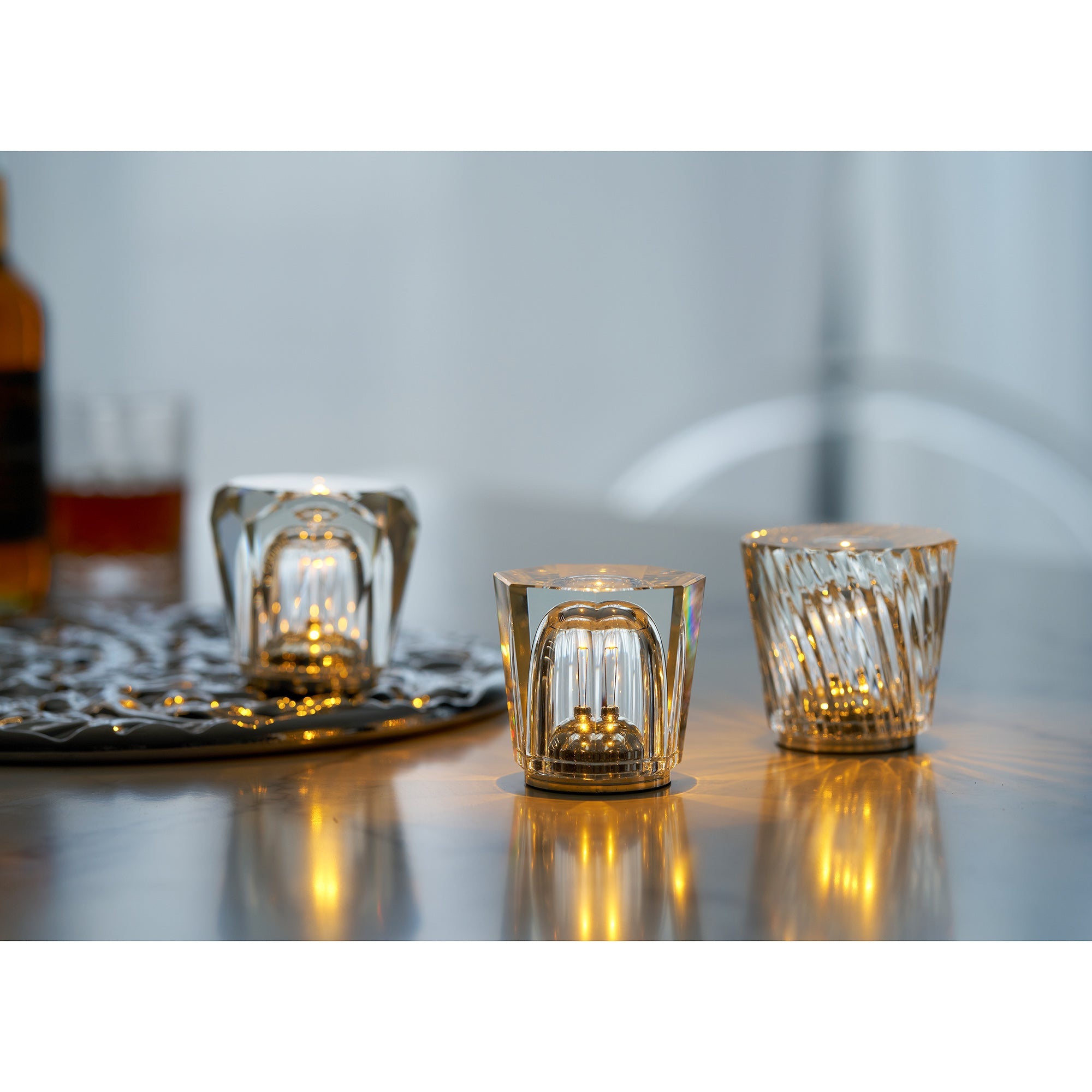 Diamant Kristal Tafellamp met Ingebouwde Accu – Draadloos & Dimbaar – Ø 8,2 cm × H 9 cm | Sansoti