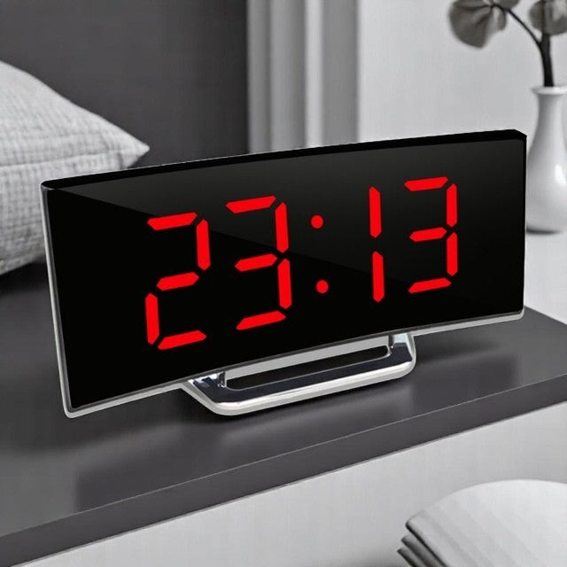 Digitale LED Wekker met Gebogen Display – Automatische Lichtregeling & Groot Scherm | Sansoti