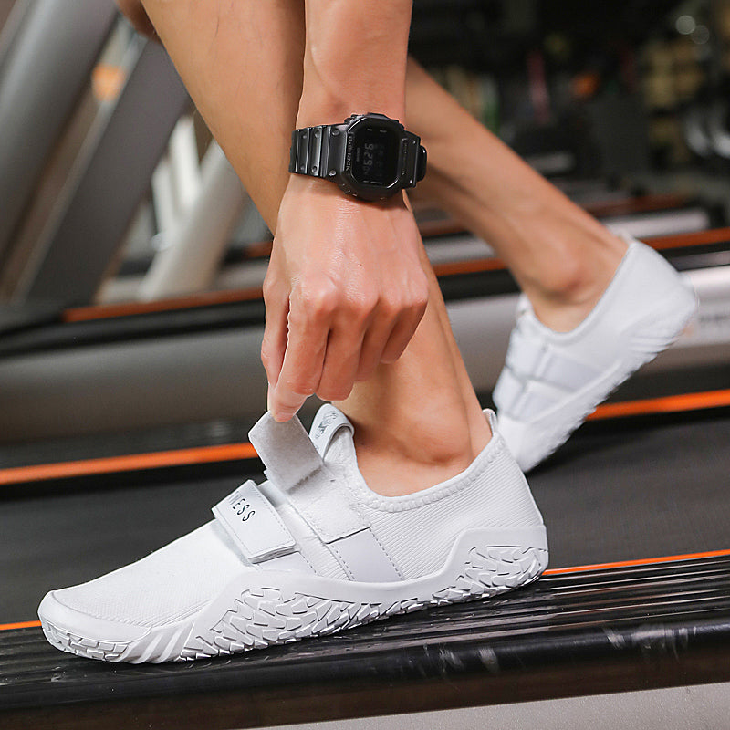 Flat Training Shoes for Squats and Weightlifting with Stable Sole, Non-Slip Grip, and Optimal Foot Stability | Sansoti