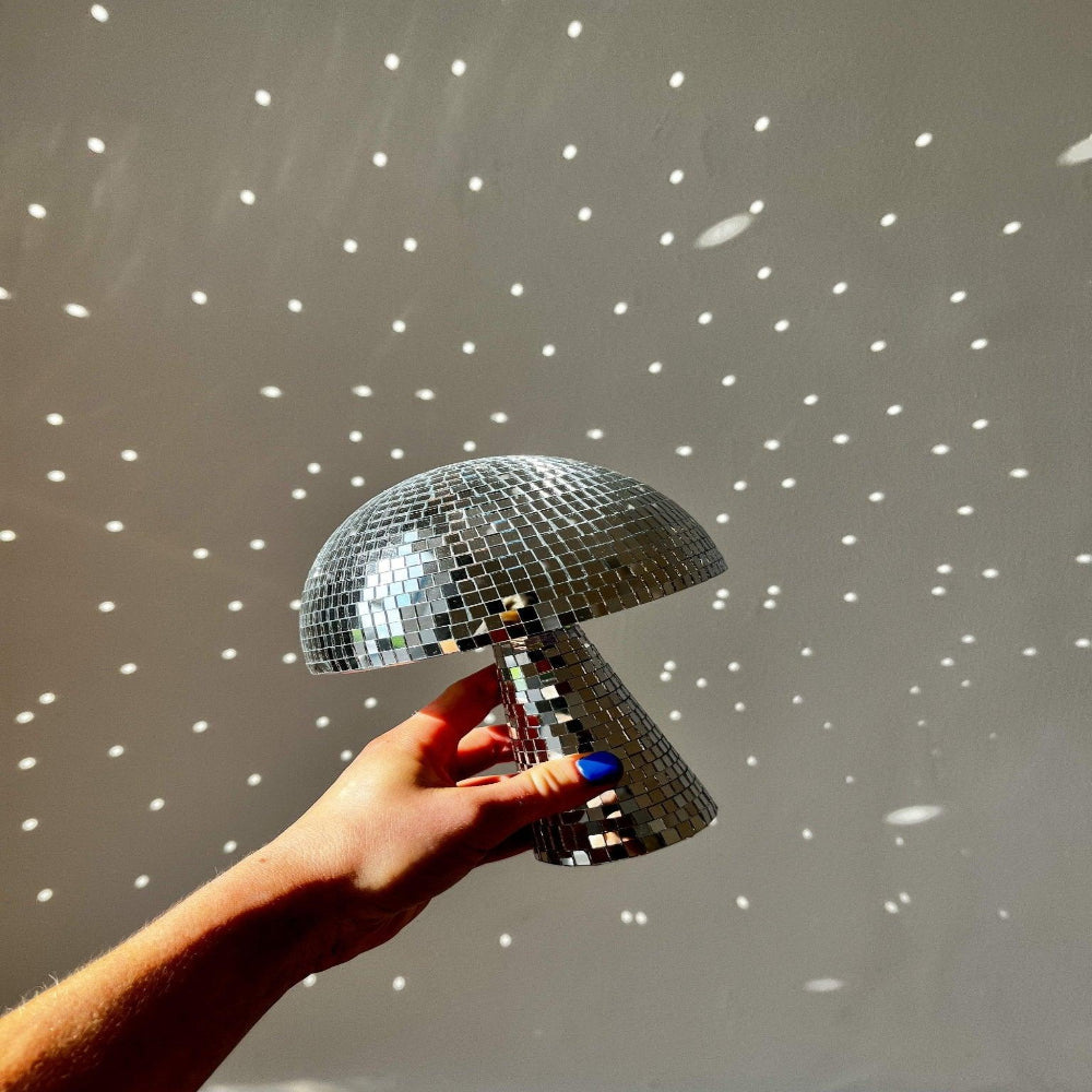 Retro Mushroom Lamp with Glitter Effect – Mirror Tile Disco Ball Design 15x18cm or 20x22.5cm | Sansoti