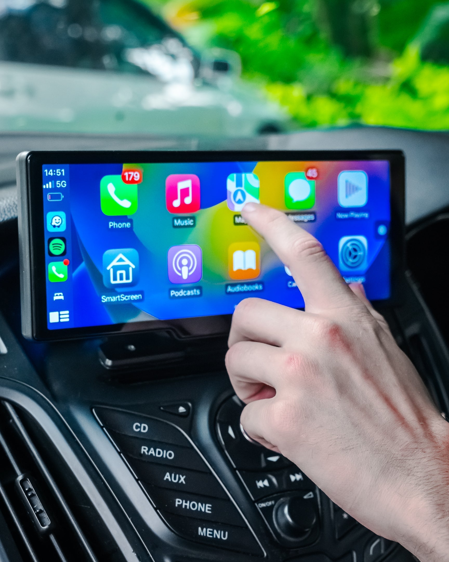 Kabelloses CarPlay & Android Auto Display – Universeller Auto-Bildschirm mit Touchscreen und GPS-Navigation für sicheres Freisprechen | Sansoti