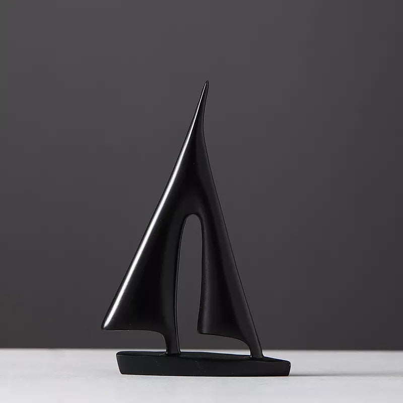 Minimalistische Zeilboot Sculptuur – Verfijnde Maritieme Decoratie voor Moderne Interieurs | Sansoti