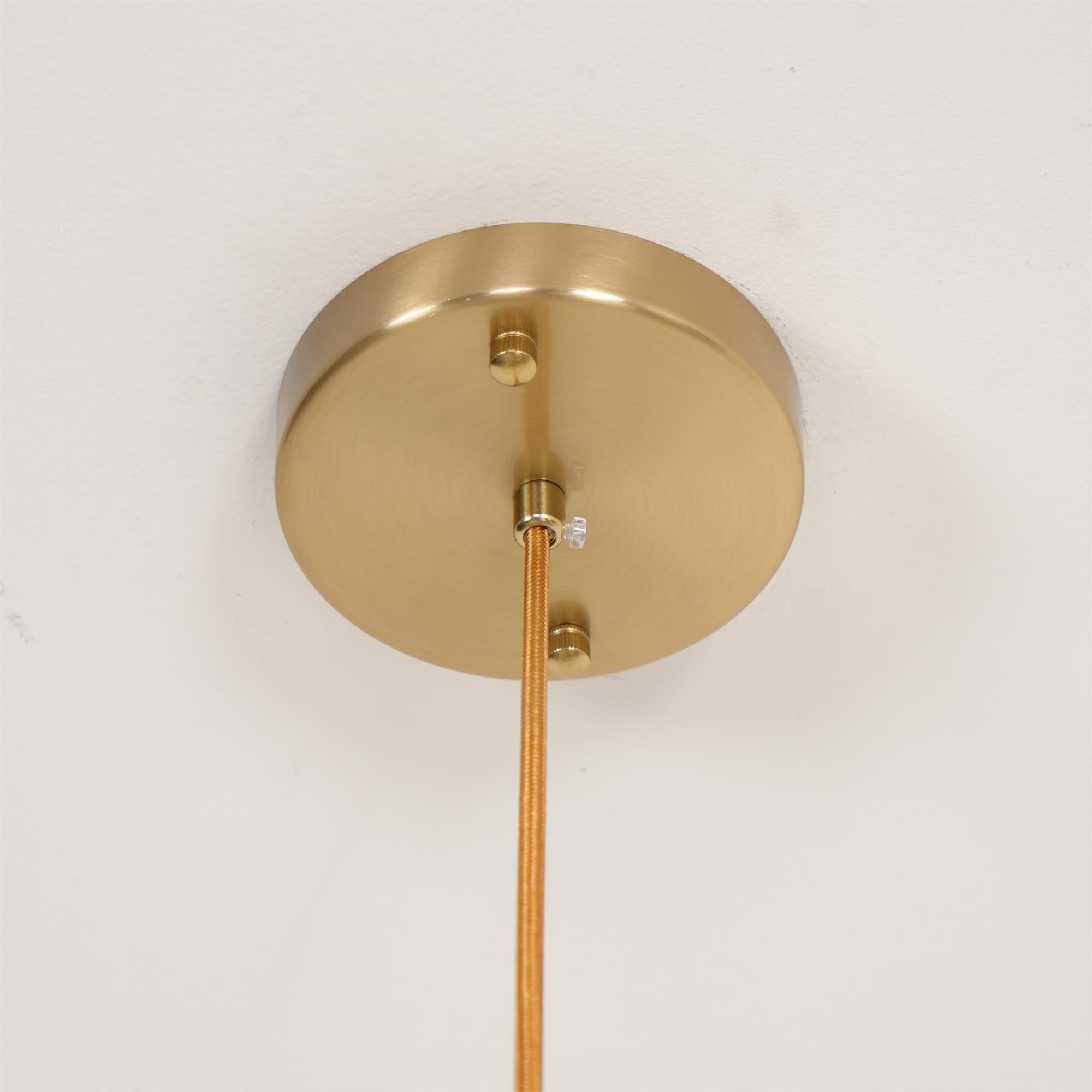 Ovale Design Kroonluchter Met Glazen Kappen En Messing Details Voor Woonkamer En Eetkamer | Sansoti