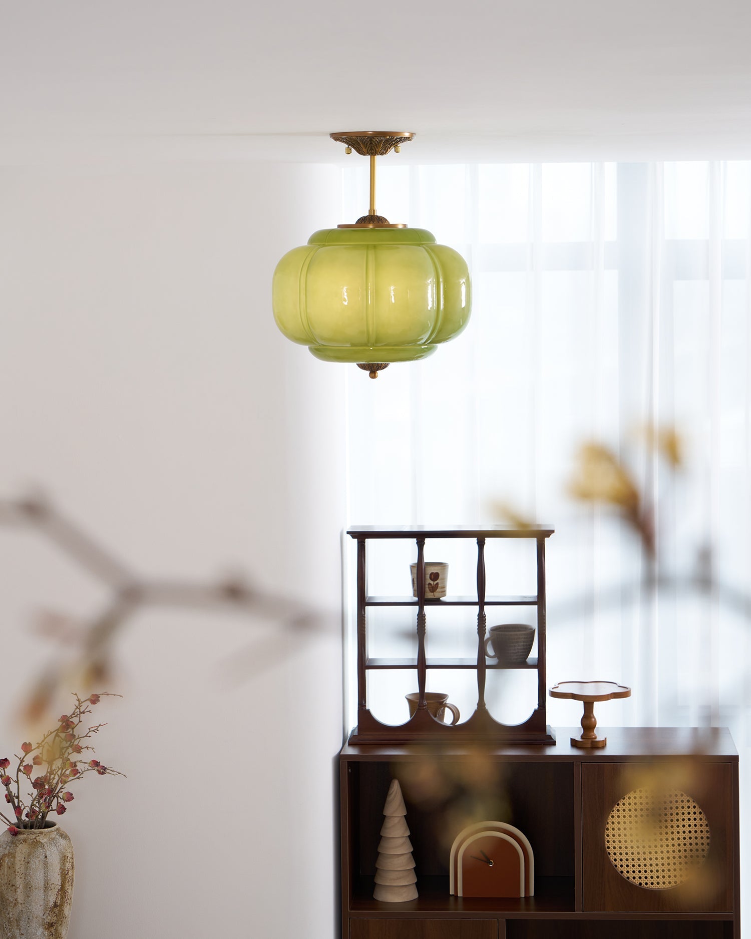 Vintage Deckenlampe aus Glas – elegante Deckenleuchte mit Metalldetails | Restfield