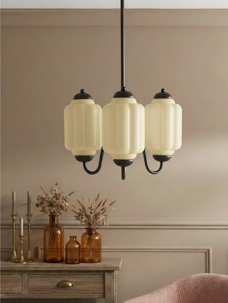 Melkglazen Kroonluchter Vintage Afwerking Tijdloze Elegantie Klassieke Verlichting voor Eetkamer Woonkamer | Sansoti