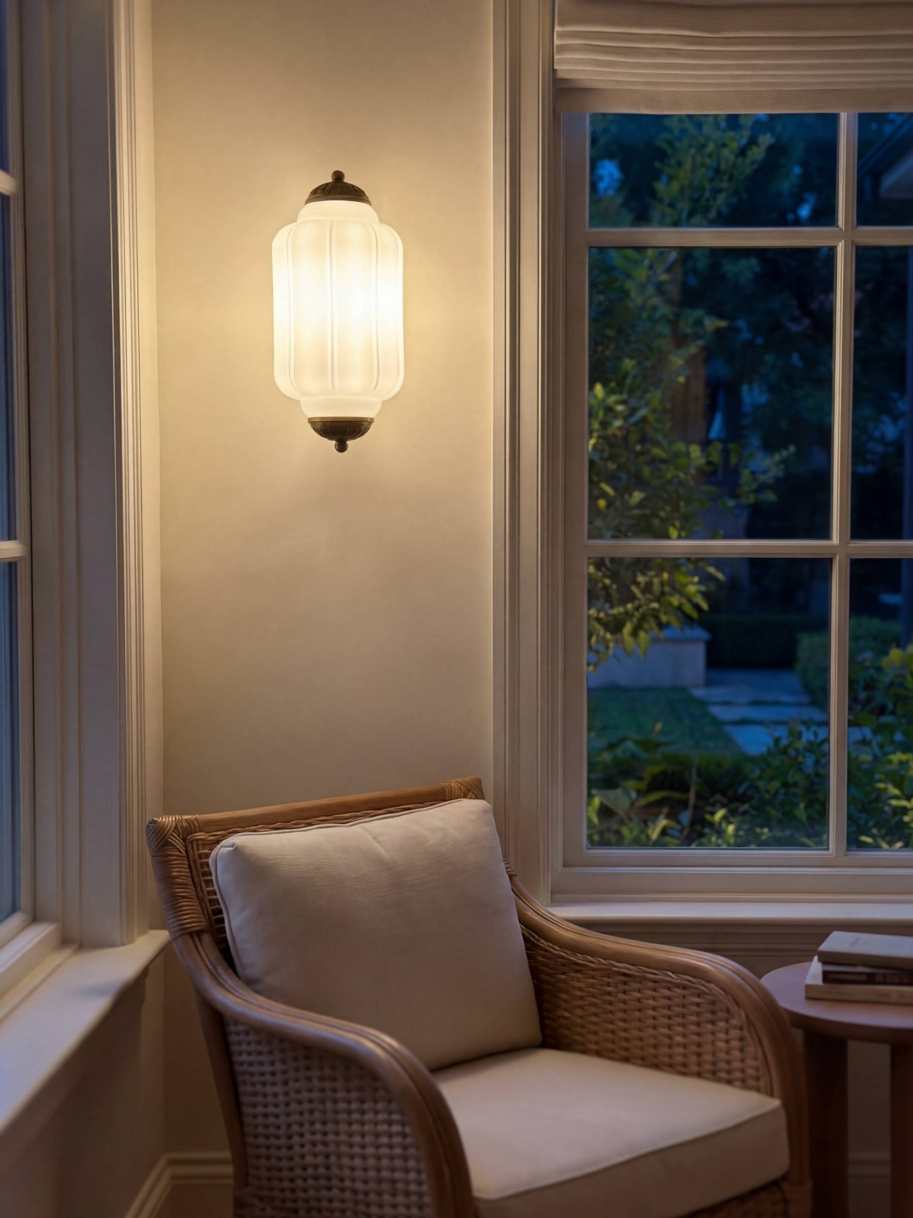 Wandlamp Melkglas voor Slaapkamer Gang Scandinavische Stijl | Sansoti