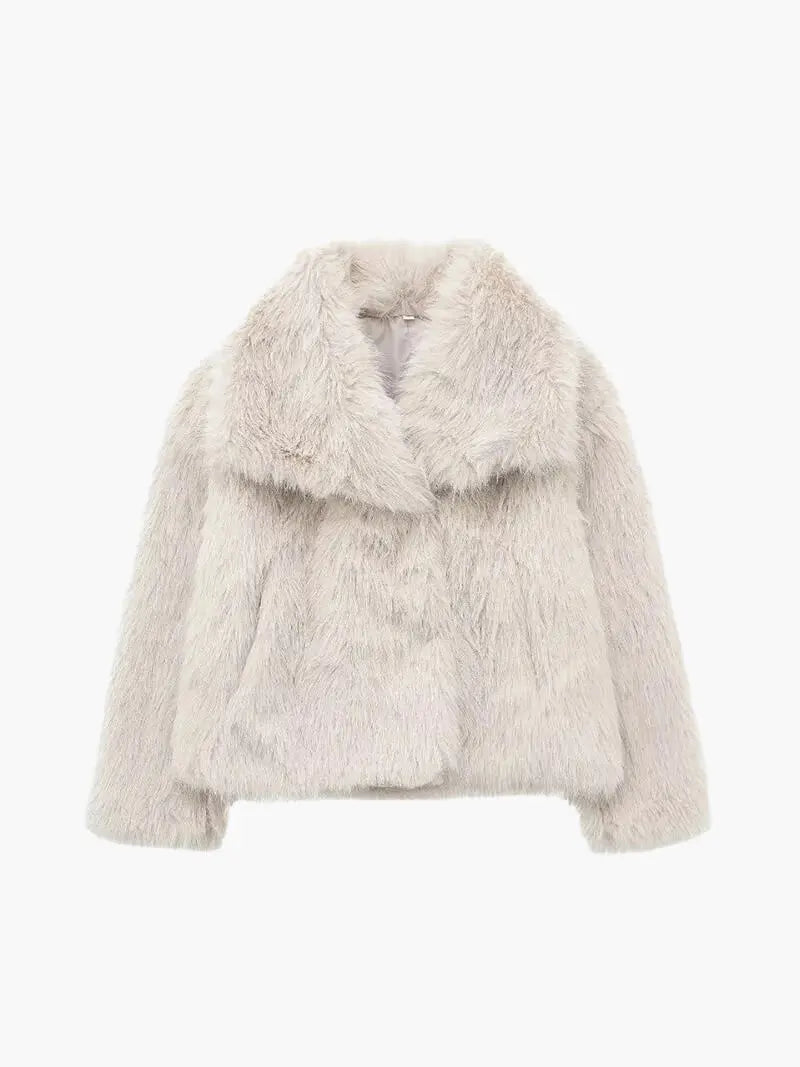 Wintermantel aus Kunstpelz mit breitem Revers - Warmer langer Damenmantel, elegant, Wintermode für draußen | Sansoti