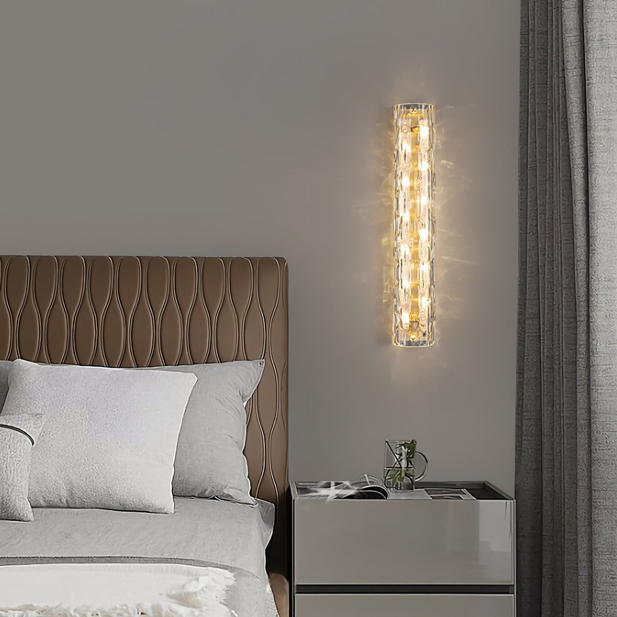 Glas-Wandleuchte aus messingfarbenem Metall, integrierte LED 3000K-6000K, dimmbare integrierte Beleuchtung, Wohnzimmer | Sansoti