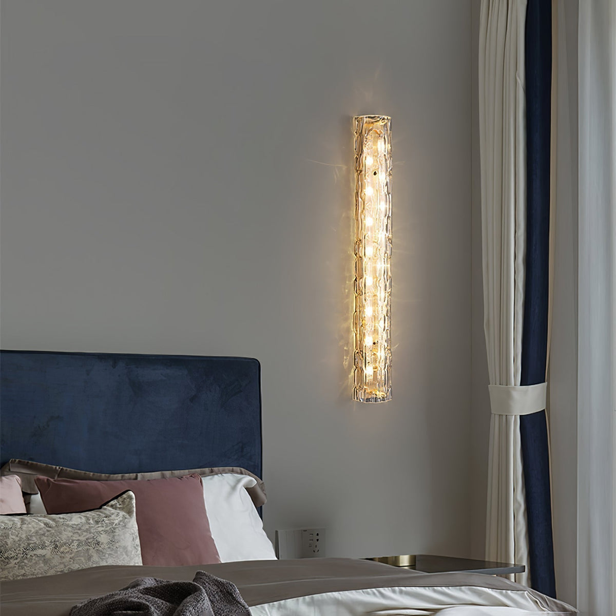 Glas-Wandleuchte aus messingfarbenem Metall, integrierte LED 3000K-6000K, dimmbare integrierte Beleuchtung, Wohnzimmer | Sansoti