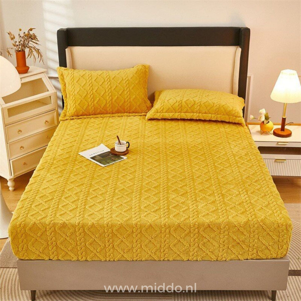 Velours-Spannbettlaken mit Kissenbezügen, ultraweiche Fleece-Bettwäsche, elastische Passform, 90-220 cm, warm und komfortabel | Sansoti
