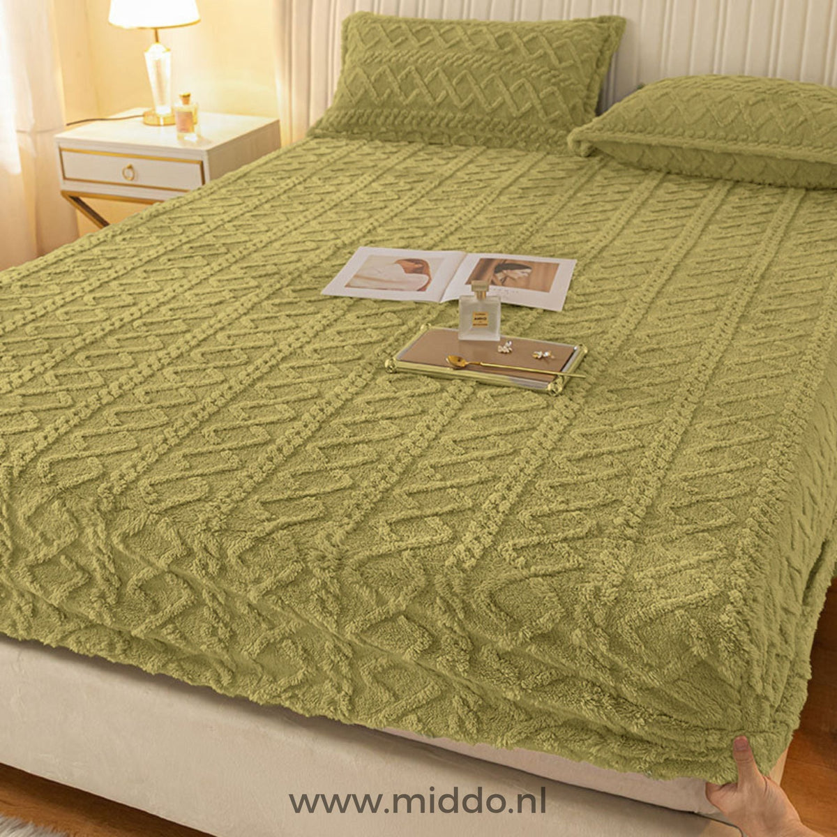 Velours-Spannbettlaken mit Kissenbezügen, ultraweiche Fleece-Bettwäsche, elastische Passform, 90-220 cm, warm und komfortabel | Sansoti