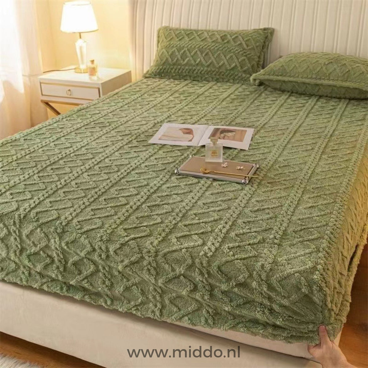 Velours-Spannbettlaken mit Kissenbezügen, ultraweiche Fleece-Bettwäsche, elastische Passform, 90-220 cm, warm und komfortabel | Sansoti