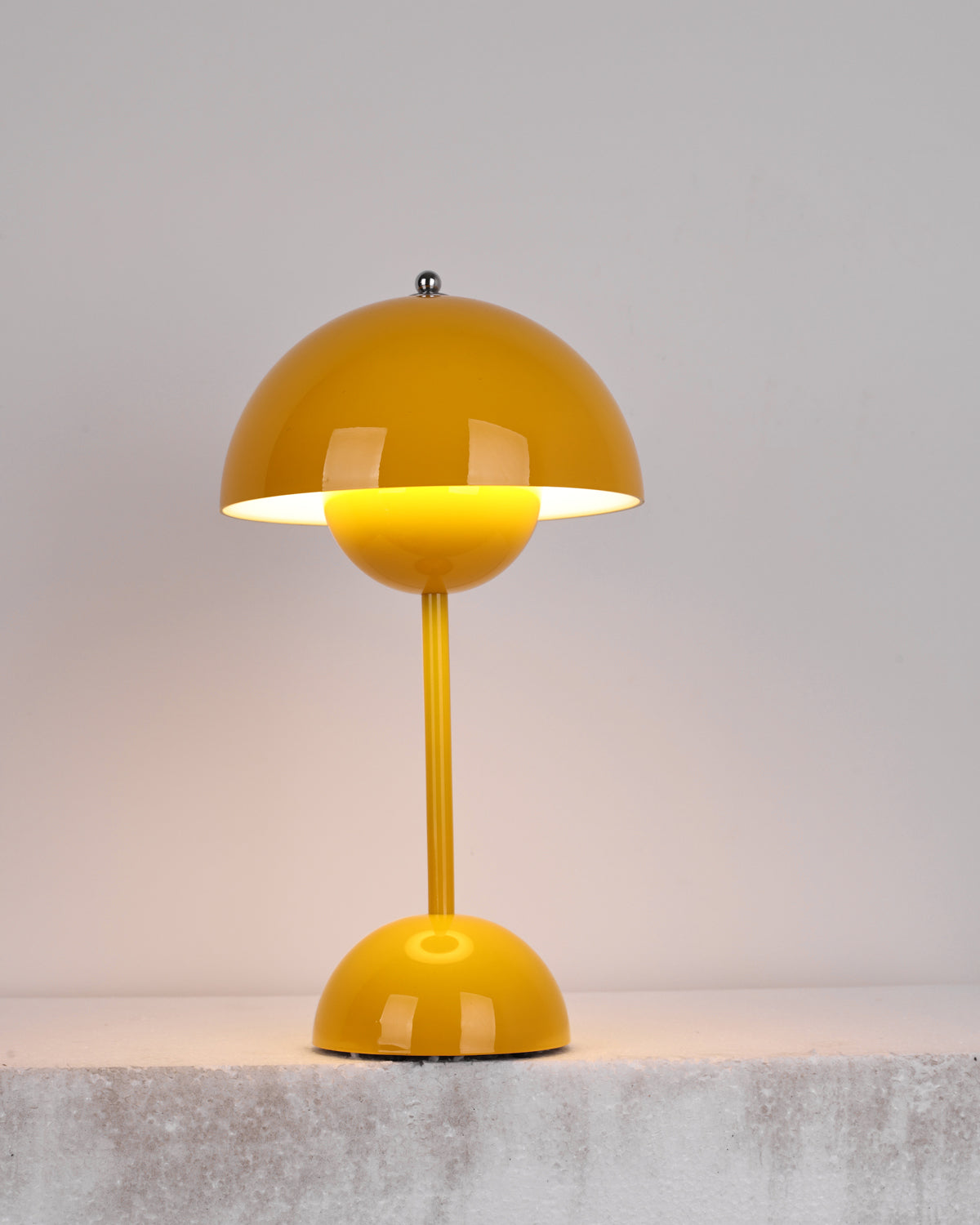 Draagbare Tafellamp met Oplaadbare Accu en Aanraakbediening – Snoerloze LED-lamp met 3 Kleurtemperaturen voor Binnen en Buiten | Sansoti