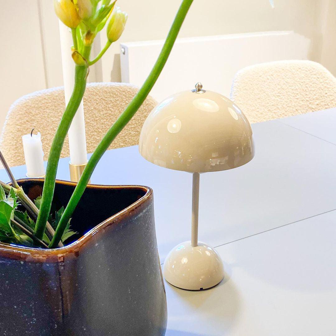 Draagbare Tafellamp met Oplaadbare Accu en Aanraakbediening – Snoerloze LED-lamp met 3 Kleurtemperaturen voor Binnen en Buiten | Sansoti