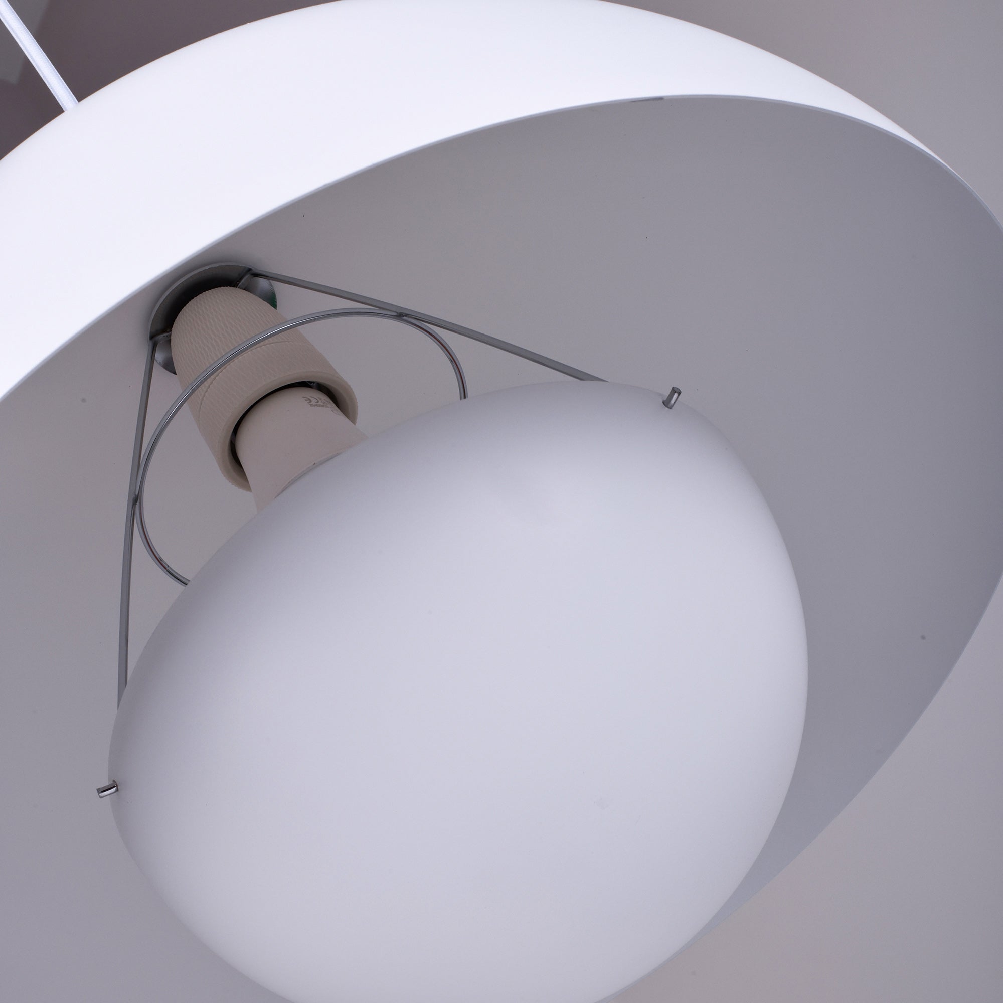 Ronde Hanglampen in Scandinavisch Design – Dubbele Halfbolvorm met Verstelbare Draad – E27/G9 – Verkrijgbaar in 16 Kleuren | Sansoti