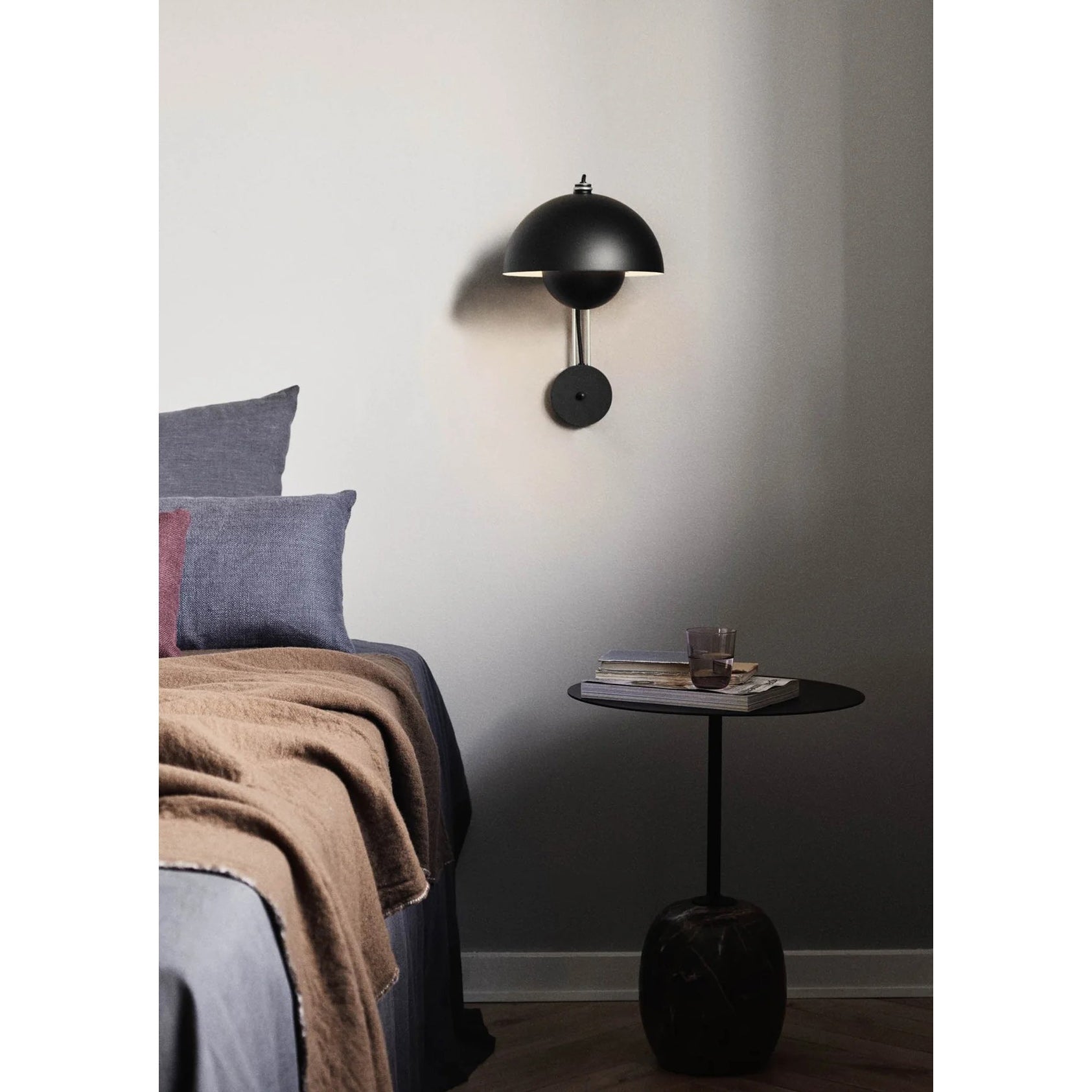 VP9 Wandlamp — Dubbele Koepel Stijlicoon in 13 Kleuren — Dimbaar E26/E27 — Voor Slaapkamer, Gang, Leeshoek | Sansoti