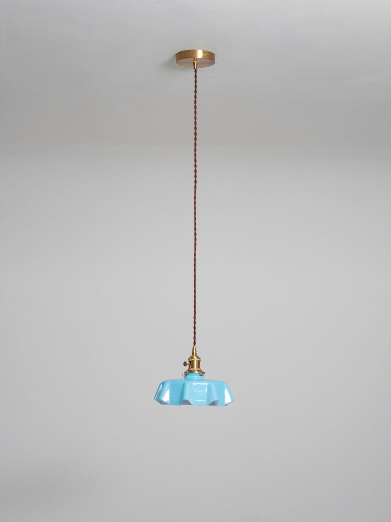 Geplooide Glazen Hanglamp met Messing Armatuur — Vintage Franse Stijl in Wit, Beige, Roze of Blauw — Verstelbare Kabel 150 cm | Sansoti