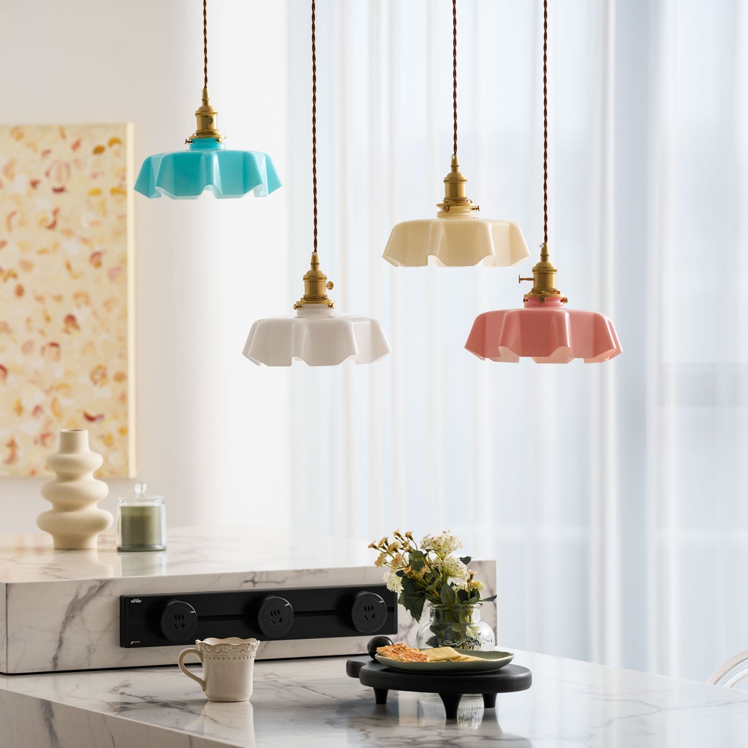 Geplooide Glazen Hanglamp met Messing Armatuur — Vintage Franse Stijl in Wit, Beige, Roze of Blauw — Verstelbare Kabel 150 cm | Sansoti