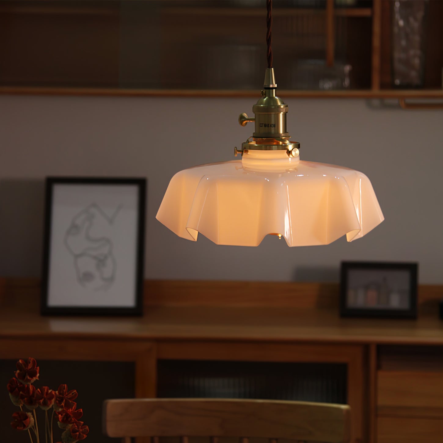 Geplooide Glazen Hanglamp met Messing Armatuur — Vintage Franse Stijl in Wit, Beige, Roze of Blauw — Verstelbare Kabel 150 cm | Sansoti