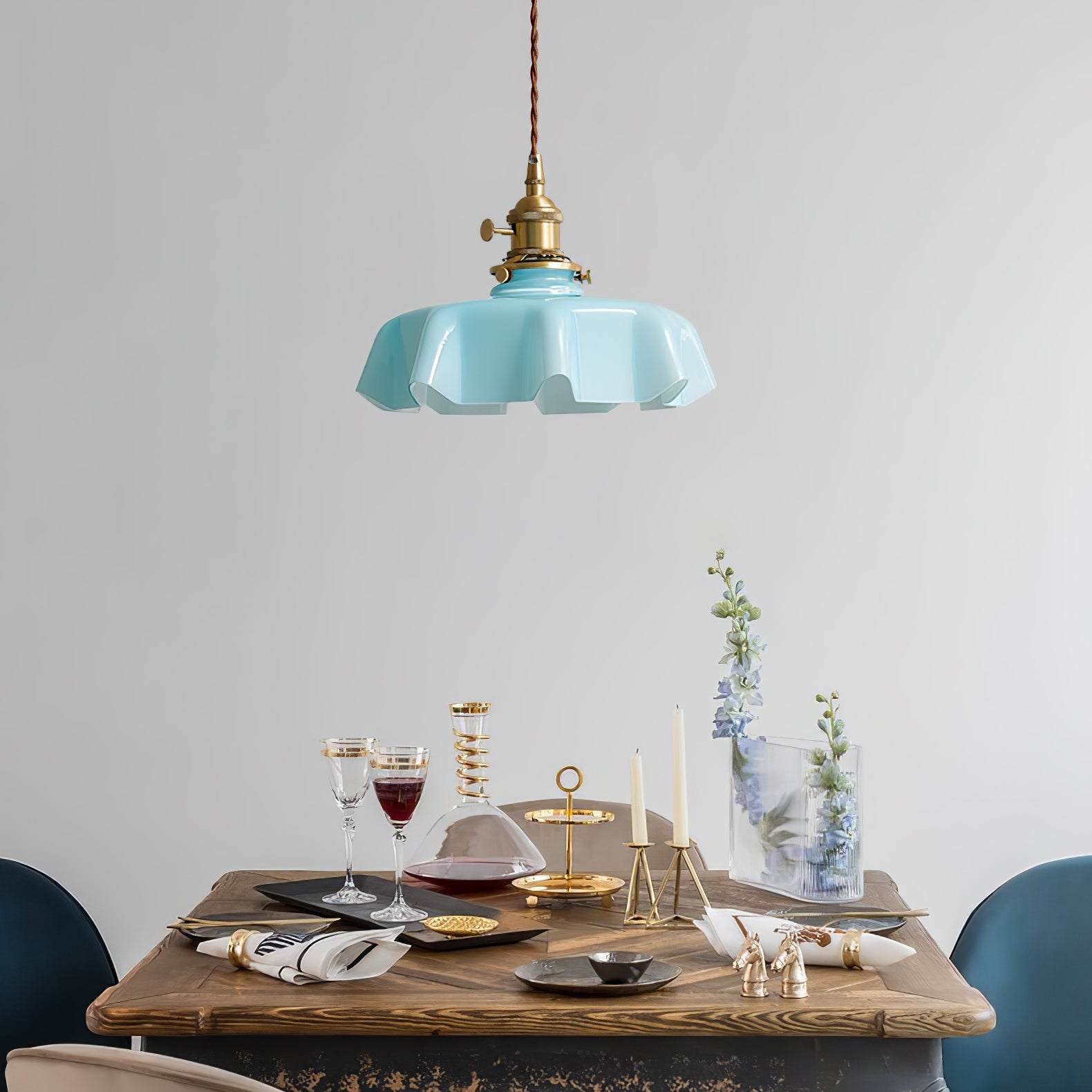 Geplooide Glazen Hanglamp met Messing Armatuur — Vintage Franse Stijl in Wit, Beige, Roze of Blauw — Verstelbare Kabel 150 cm | Sansoti