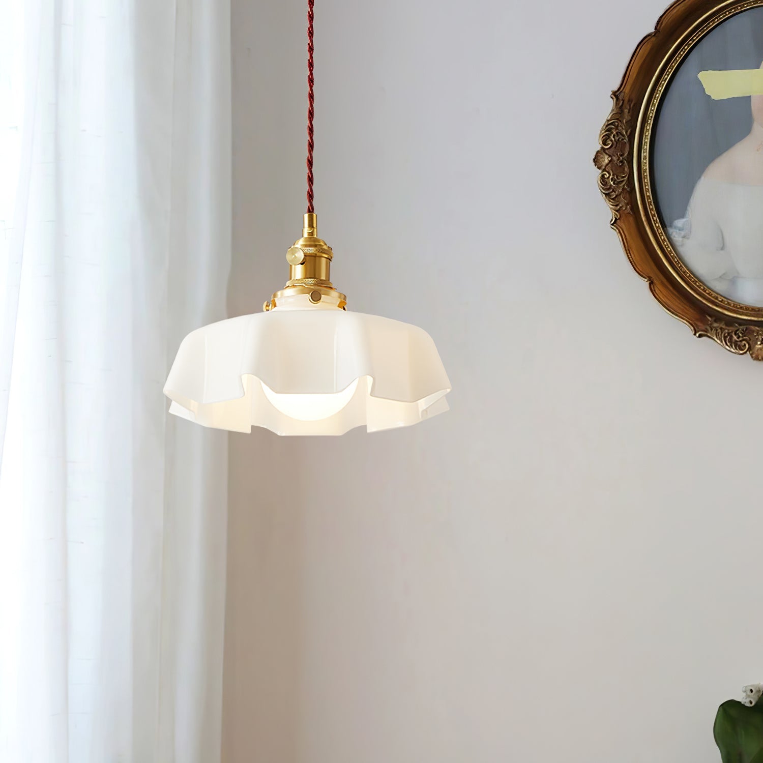 Geplooide Glazen Hanglamp met Messing Armatuur — Vintage Franse Stijl in Wit, Beige, Roze of Blauw — Verstelbare Kabel 150 cm | Sansoti