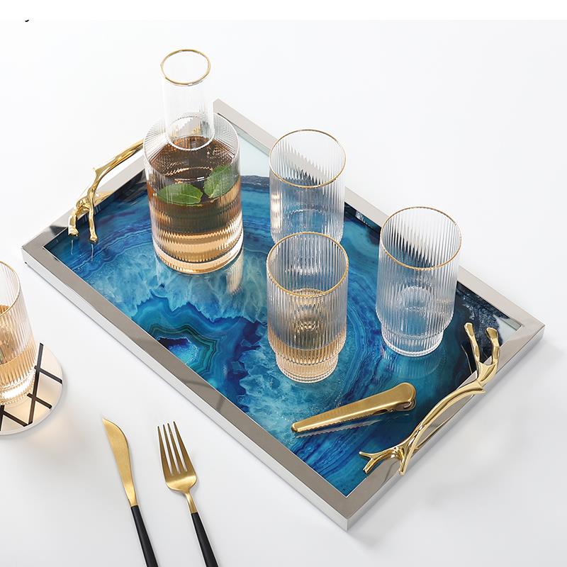 Decoratief Dienblad met Blauwe Agaatpatroon – Elegant Serveerblad met Glazen Inleg en Edelstalen Rand – Uniek Natuursteen Design voor Tafel en Interieur | Sansoti
